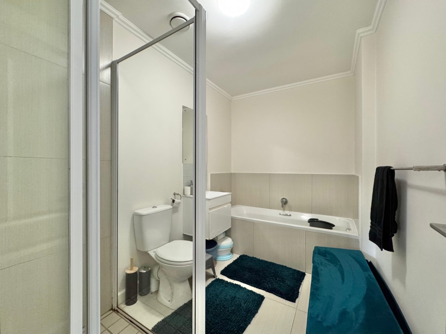 3 Bedroom Property for Sale in Kenilworth Western Cape